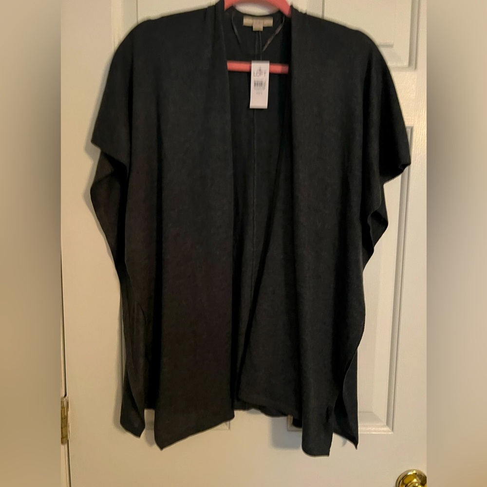 NWT Loft capelet